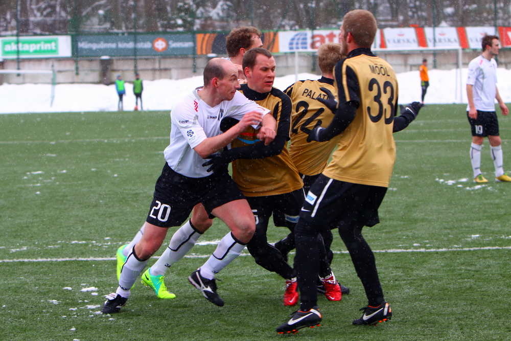 Meenutus: Evertoni mängija pentsiku punase kaardi analoogi on nähtud ka Premium liigas