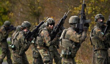 Saksa koalitsioonierakonnad jõudsid kompromissile, et kohustuslikku ajateenistust ei tule