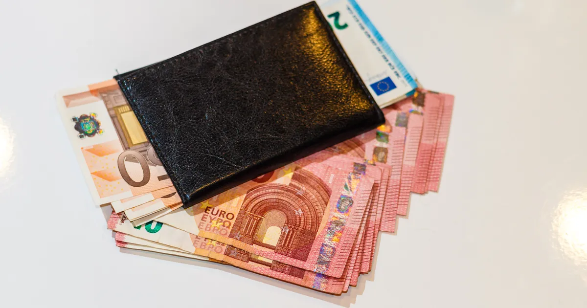 Ametiühingud ja tööandjad ei jõudnud kokkuleppele, alampalga läbirääkimised jätkuvad riikliku lepitaja juures