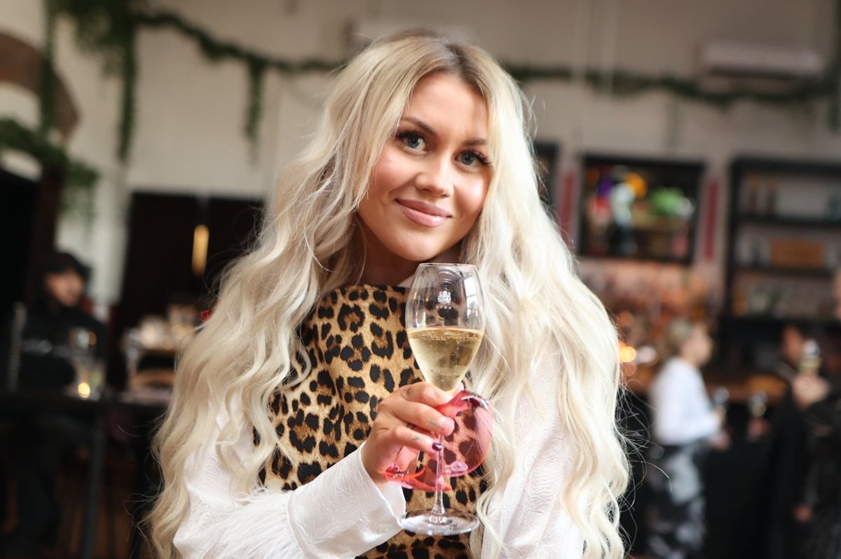 Uus ametikoht! Elina Born kinnitas kanda mainekas erakliinikus