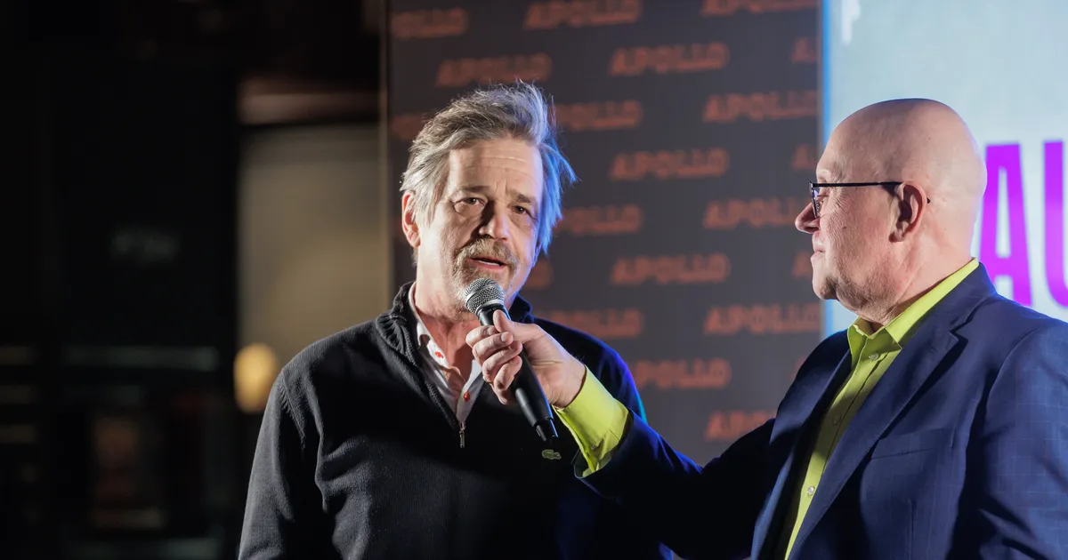 vaieldamatult üks kõige riimi- ja rütmitäpsem autor tänases eestikeelses luules