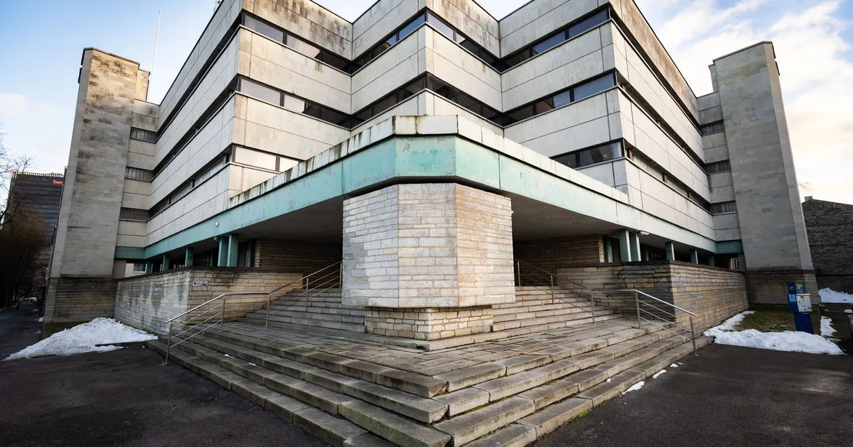 UUS KATSE ⟩ Riik pani taas müüki Tallinnas Liivalaia tänaval asuva vana kohtumaja