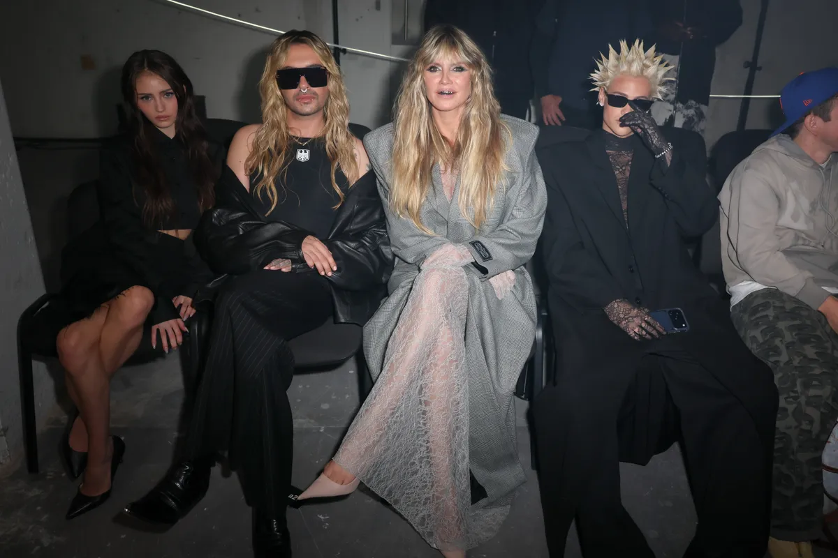 Leni Klum, Bill Kaulitz ja Heidi Klum the Vetementsi etenduse esieras, selle sügise Paris Fashion Week.
