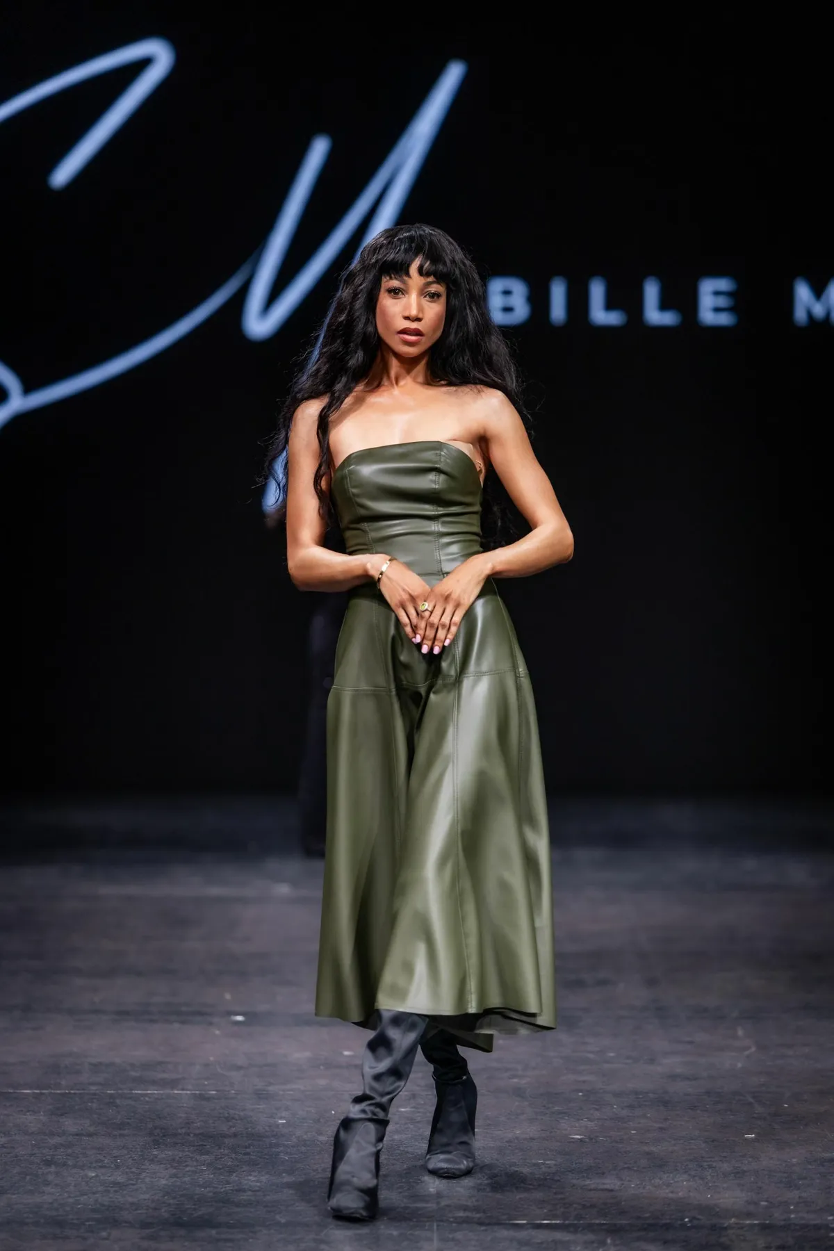 Ameerika modell Raquel Richardson Sibille Maaski moeetenduses.