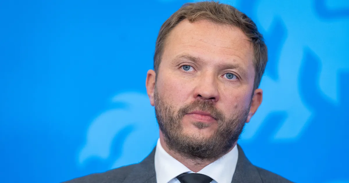 OTSEPILT Välisminister Margus Tsahkna tunnistab USA Kongressi erikomisjonis NATO idatiiva heidutuse teemal - Maailm - Postimees.ee