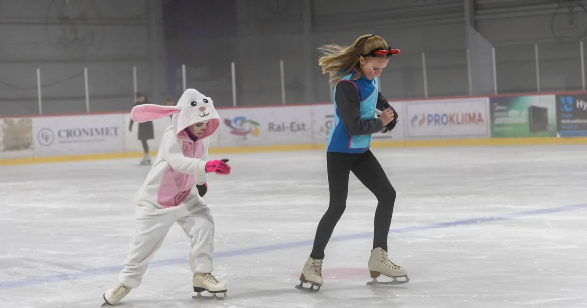 GALERII ⟩ Jäähallis võis kohata uiskudel jänest