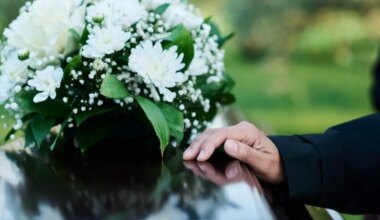 Isa matused tõid päevavalgele šokeeriva saladuse, mida ta oli 15 aastat varjanud