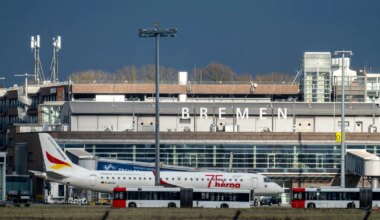 Drooni märkamine peatas ajutiselt lennuliikluse Bremeni lennujaamas - Maailm - Postimees.ee