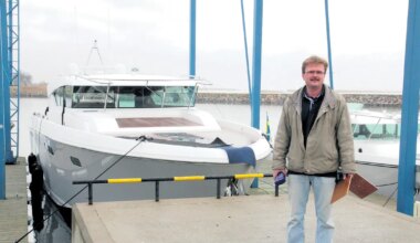 SAARTE HÄÄL 15 AASTAT TAGASI ⟩ Luksusjahi jaht alustas reisi Stockholmi