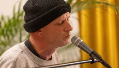 MUUSIKA ⟩ Üks sünt, üks hääl ja terve universum