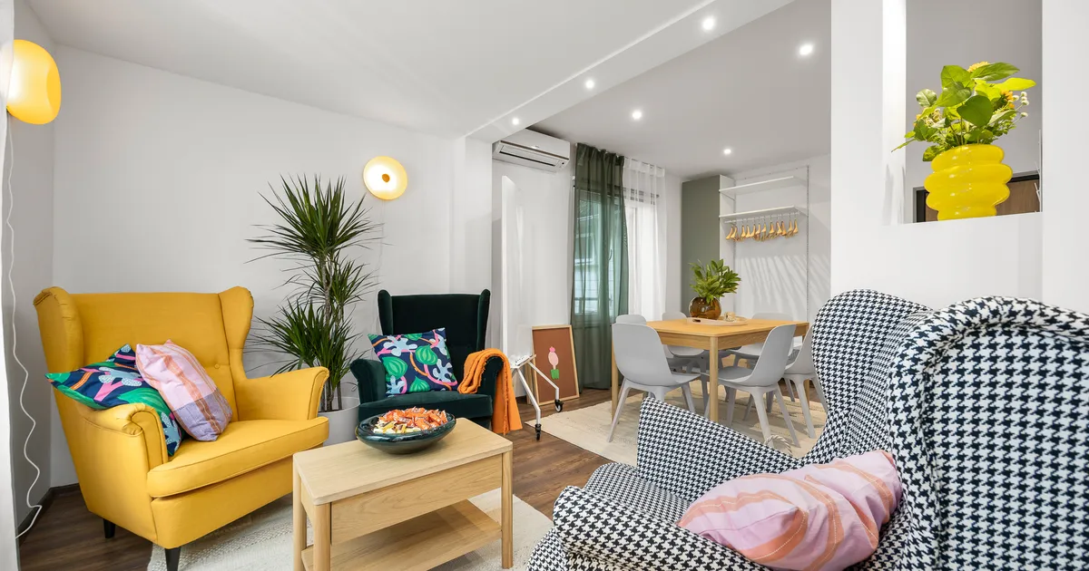 GALERII ⟩ Pärnu naiste tugikeskuse pere rõõmustab uute ruumide üle