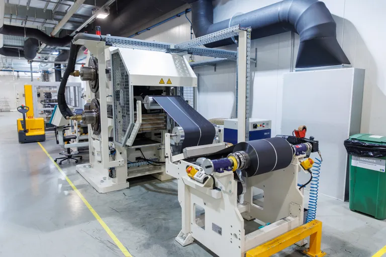 Soomes, Varkause linnas avati Eesti ettevõtte Skeleton Technologies superakude tehas.