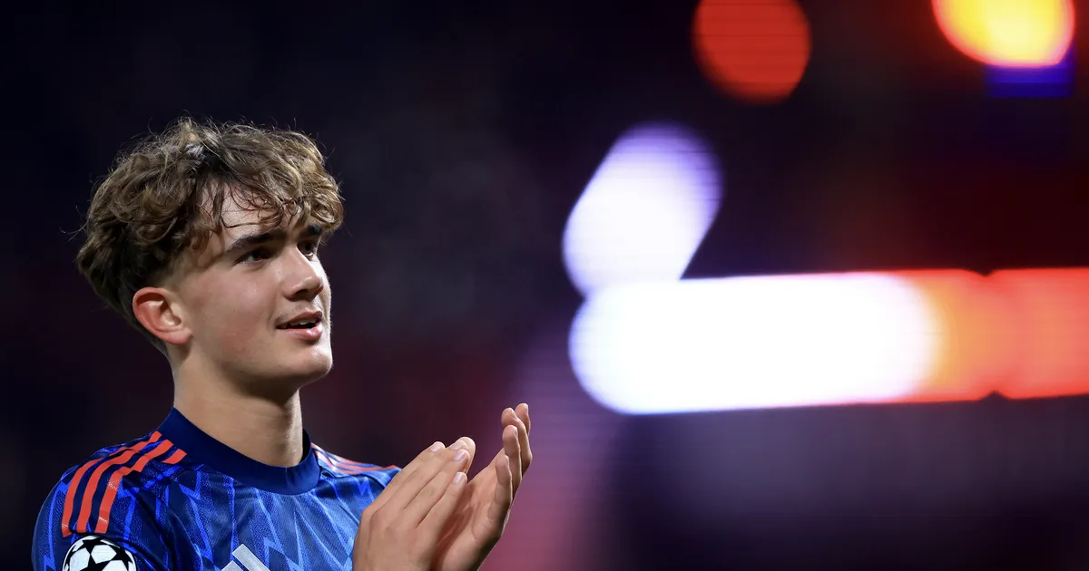 Arsenali 15-aastane jalgpallur tegi Meistrite liigas ajalugu