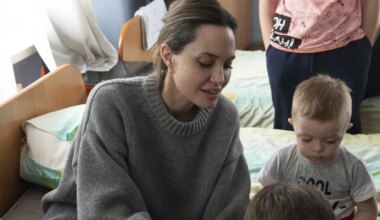 Angelina Jolie külastas Hersoni linna Ukrainas