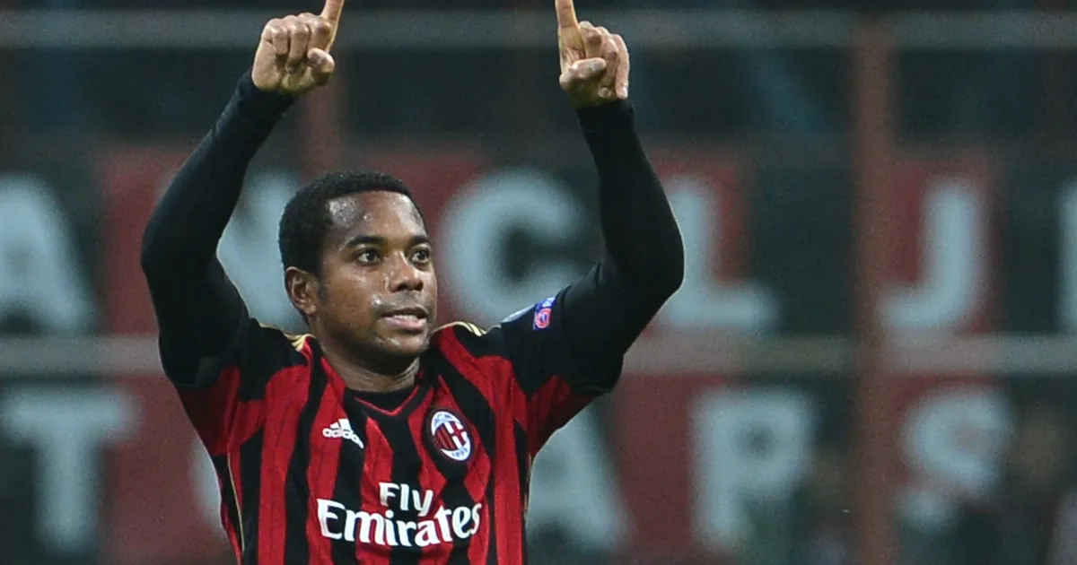 Vägistamise eest vanglakaristust kandev jalgpallitäht rääkis esmakordselt oma elust trellide taga