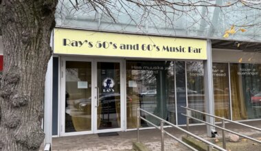 Naabreid häirinud muusikabaar kolib minema