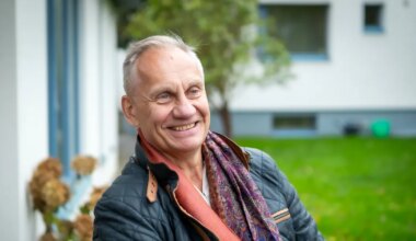 ⟩ Usu jumalat, aga ole ise ka mees