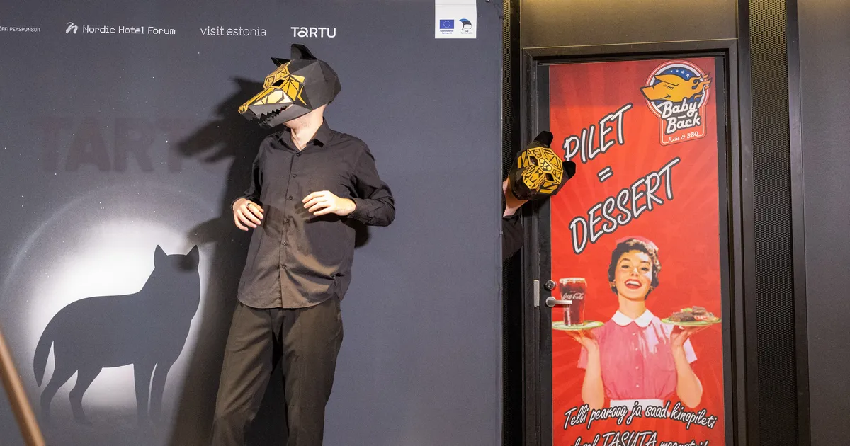 VAATA PILTE ⟩ Pimedate Ööde filmifestival algas Tartus tragikoomilise muusikalise filmiga - Tartu Postimees