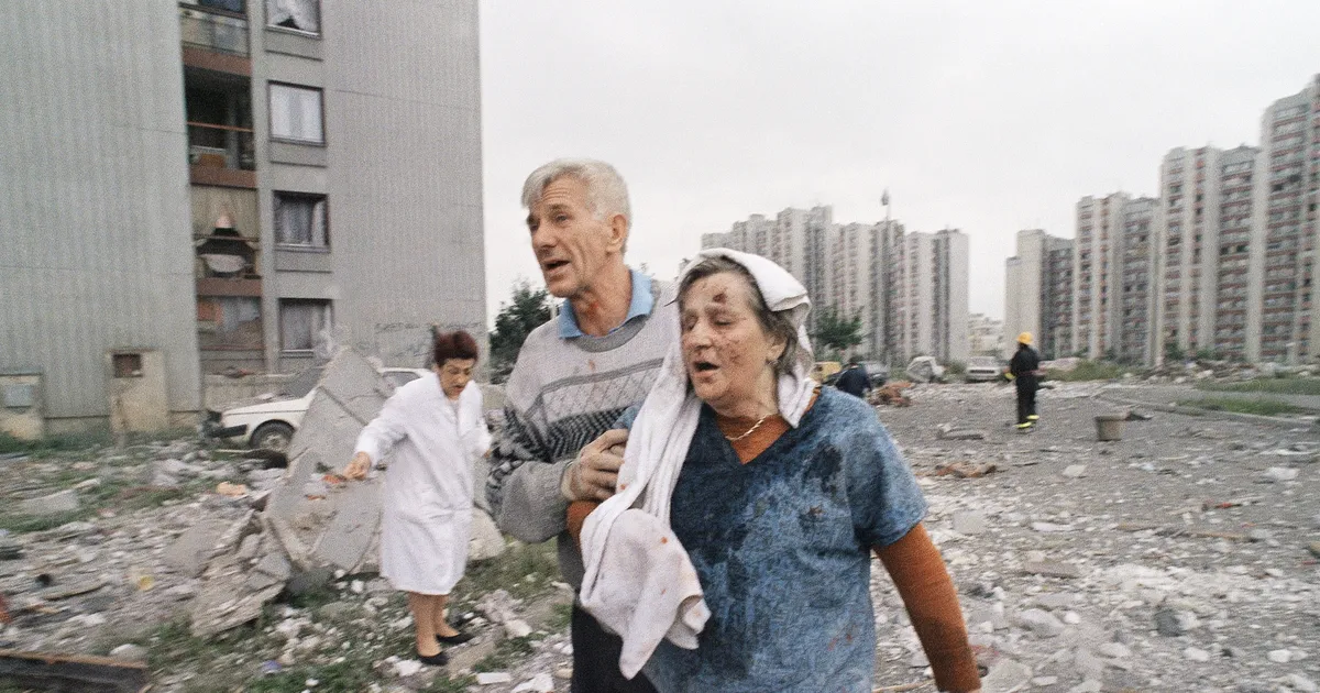 INIMJAHITURISM ⟩ Jõukad välismaalased käisid Sarajevo piiramise ajal raha eest tsiviilelanikke tulistamas