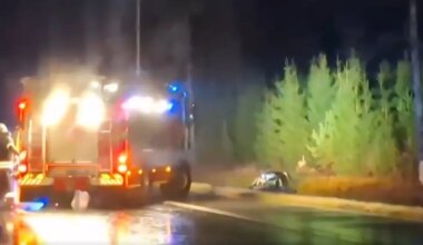 VIDEO ⟩ Tallinn-Narva maanteel põrkas auto põdraga kokku