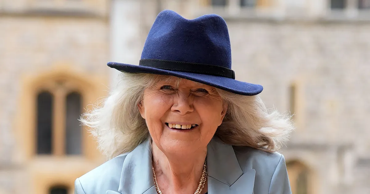 MIS JUHTUS? ⟩ Selgus populaarse armukirjaniku Jilly Cooperi surma põhjus