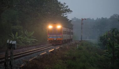 SEIKLUS ⟩ Kuidas öörongiga Bangkokist Chiang Maisse sõita