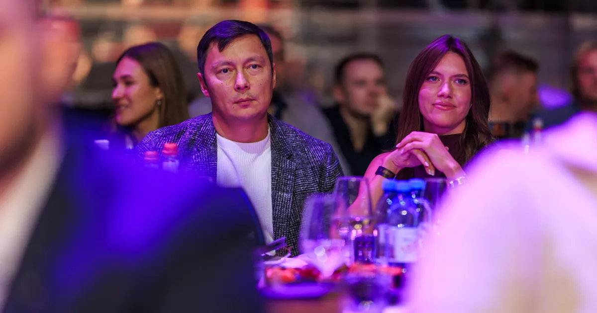 GALERII ⟩ The League X tõi Tondiraba jäähalli rohkelt inimesi ning ka kodumaiseid staare! - Elu24