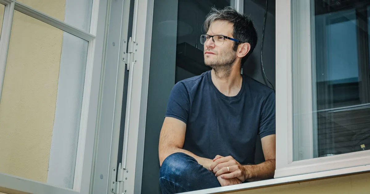 Emanuele Bardone räägib inauguratsiooniloengul tehisarust tulevikuhariduse kujundamisel