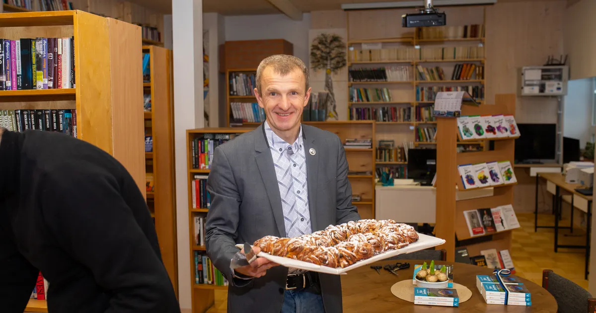 GALERII ⟩ Võhma raamatukogu avamine