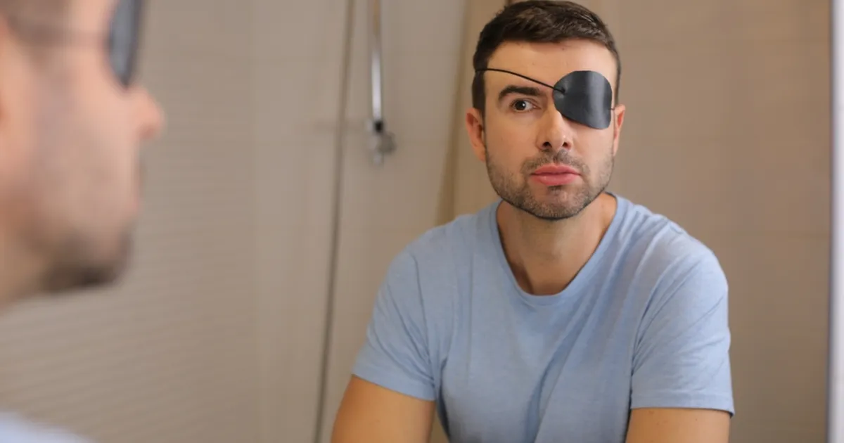 mees nägi päevade kaupa ainult hiiglaslikke rindu