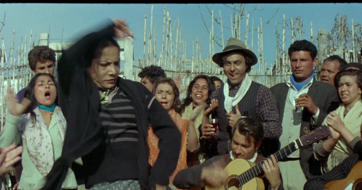 PÖFFI FILM ⟩ Romad tantsivad ja laulavad kahe noore armastuse lugu