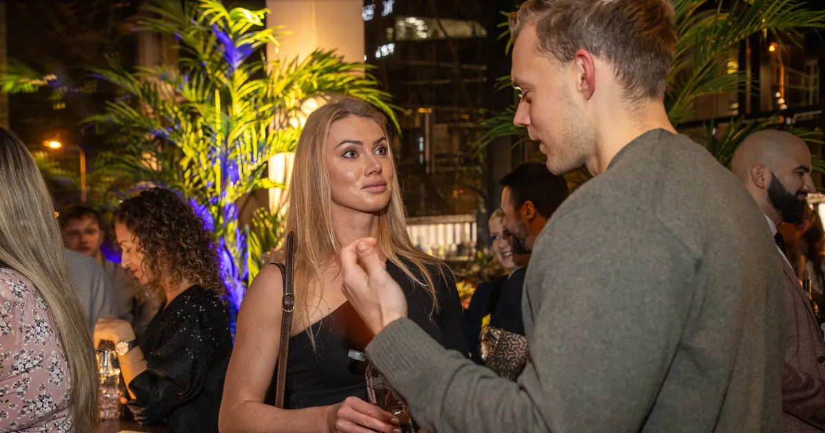 GALERII Jalkatähe Cristiano Ronaldo joogivesi on jõudnud Eestisse! Vaata, kes käisid meeleolukal lansseerimispeol - Elu24