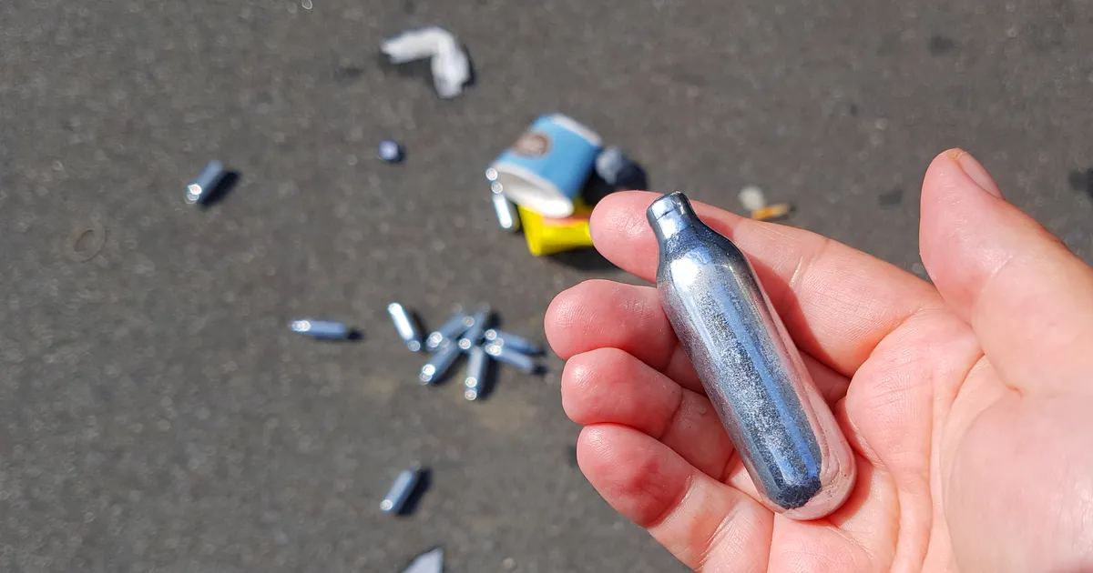 NAER VÕI NUTT? ⟩ TAI ja sotsiaalministeerium naerugaasi uimastina keelamisest: selleks oli konkreetne põhjus