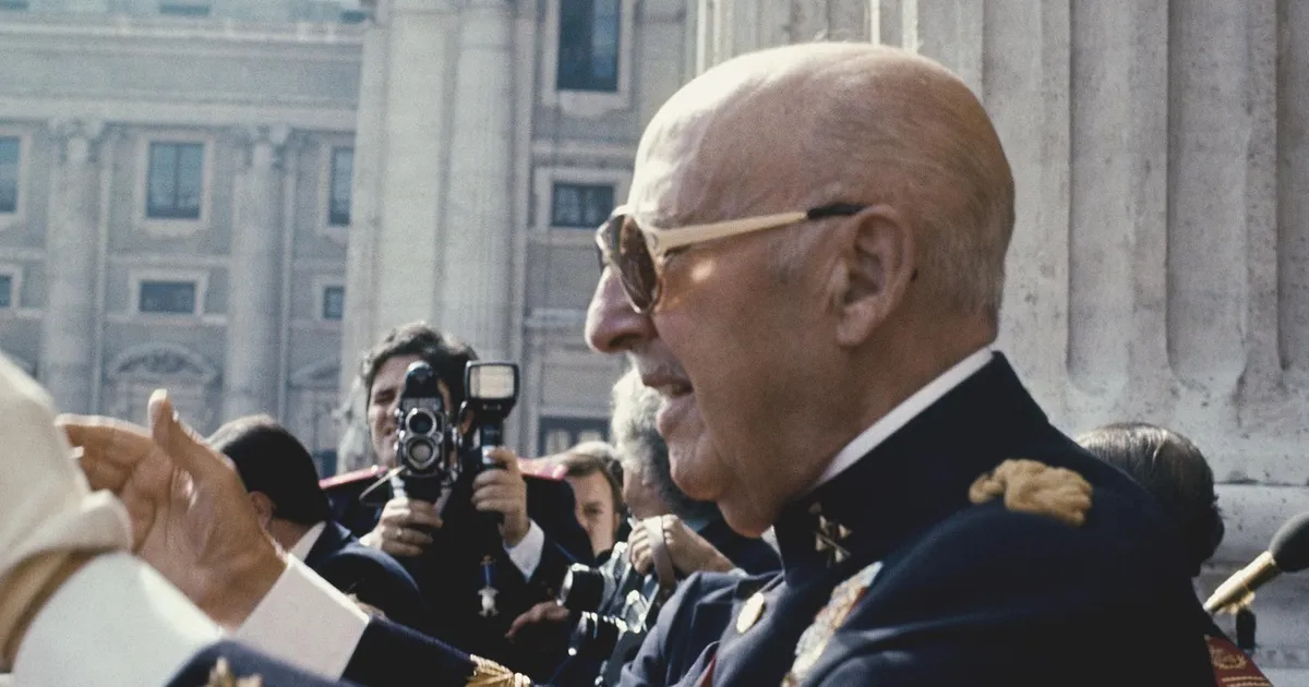 AJALUGU ⟩ Franco kummitus rebib 50 aastat pärast diktaatori surma Hispaanias vanu haavu verele