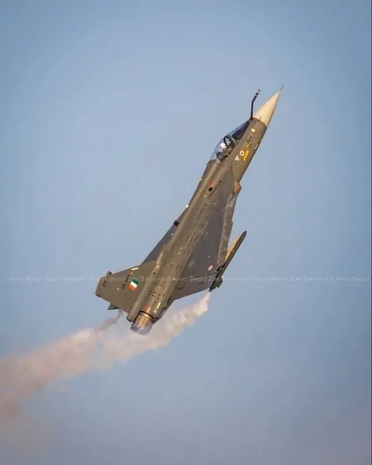 India hävitaja HAL Tejas