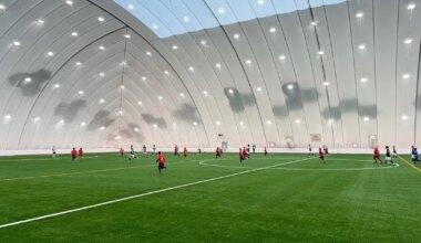 Ohtlikuks muutunud Narva jalgpallihall pandi kinni