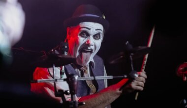 The Tiger Lillies laulis lunastusest, mida ei tule