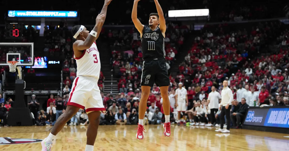 VIDEO ⟩ Kriisa ja Cincinnati näitasid NCAA tipptiimile kõvasti hambaid
