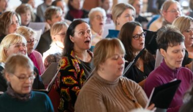 GALERII ⟩ Tõnis Sarap käis Sandlas kohalikke koore suursündmuseks häälestamas