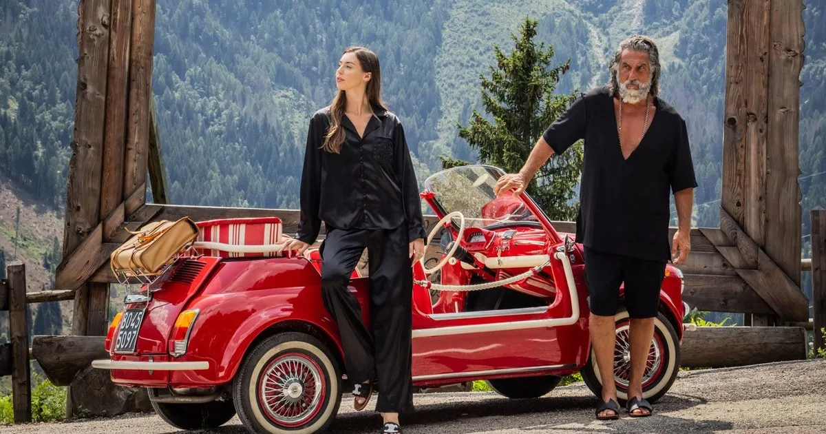 KOSMILINE SOBIVUS ⟩ Rebeka Võsu ja Zeusi armastuses on kõik ülielusuurune: neile on antud õnne