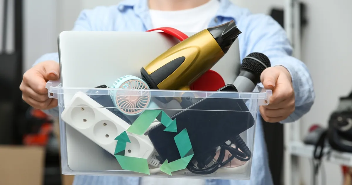 KASUTA VÕIMALUST ⟩ Elektroonikaromu paigaldab kauplustesse väikeelektroonika kogumiskastid