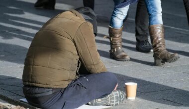 GRAAFIKUD ⟩ Miljonid eurooplased elavad vaesusriskis. «Piisava sisstuleku» piir on riigiti üllatavalt erinev