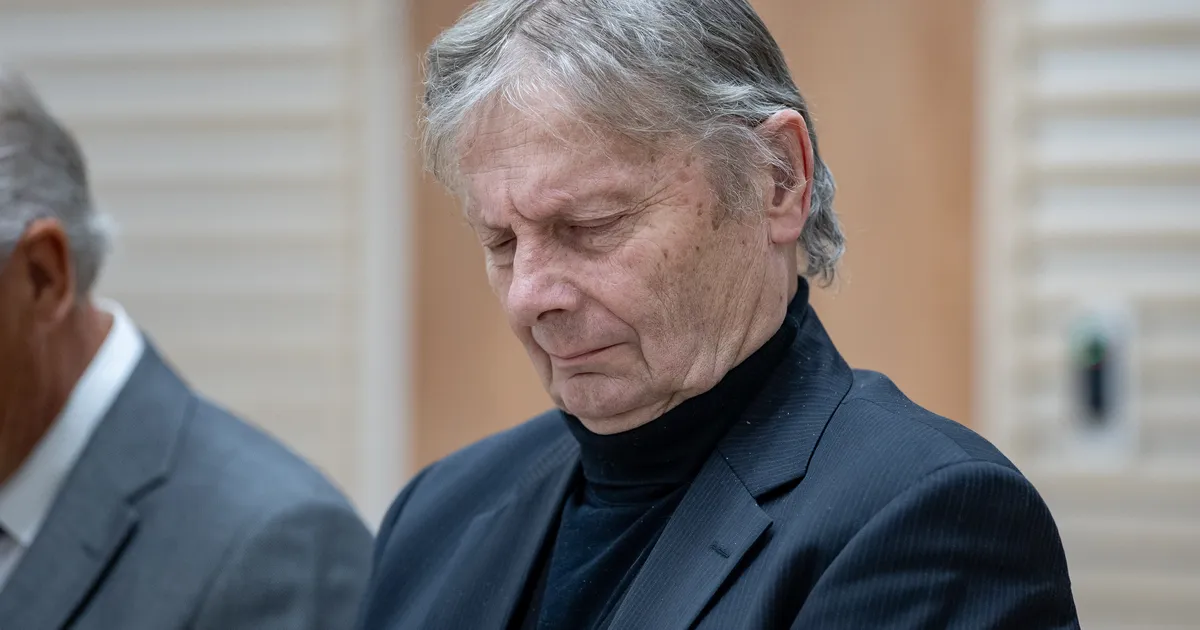 FOTOD ⟩ Kohus mõistis hinnatud ortopeedi altkäemaksu võtmise eest tingimisi vangi