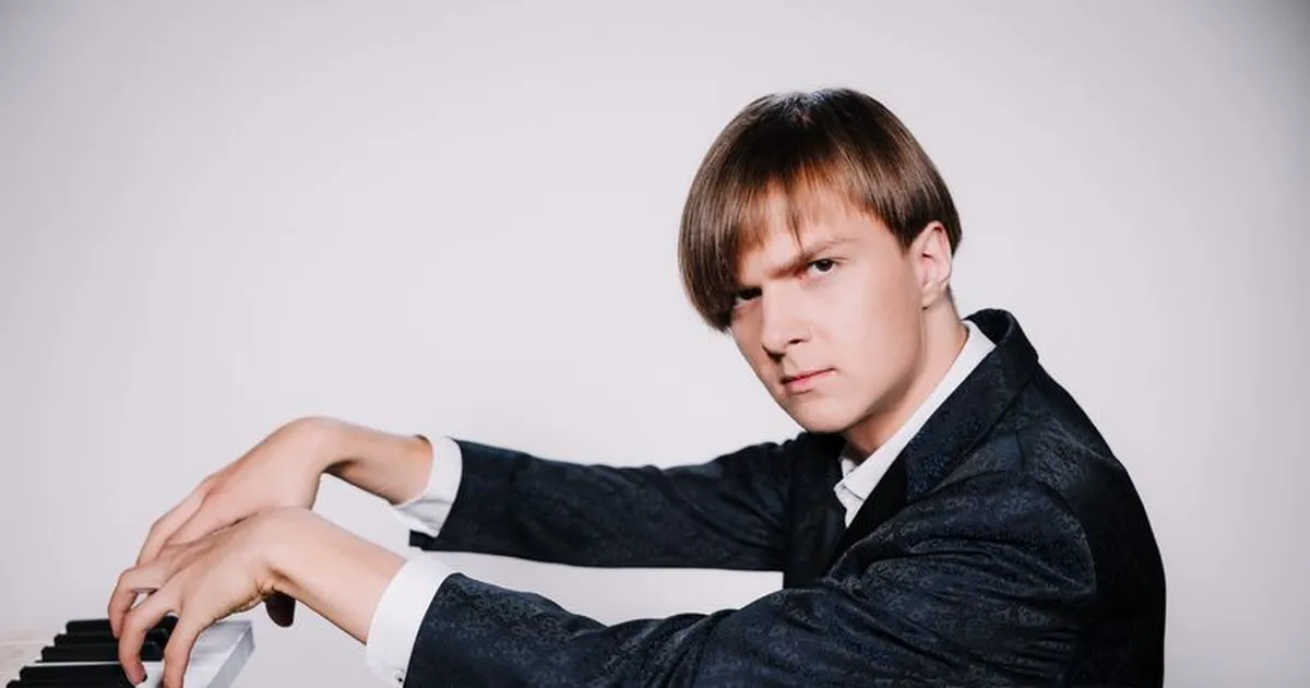 Klassikatäht 2025 Havryil Sydoryk lummab Beethoveniga Mustpeade majas