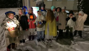 GALERII ⟩ Kadrilaupäev tõi laulud, mõistatused ja erilise meeleolu