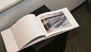 GALERII ⟩ Küüni galeriis näeb newyorklase Pärnust mõjutatud fotokunsti