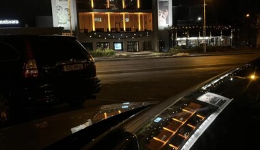 ORANŽ AKTSIOON ⟩ Pärnu hooned toetavad vägivallatu tuleviku sõnumit