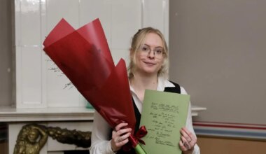 Värske Betti Alveri kirjandusauhinna laureaat Johanna Roos ei karda tühistamist