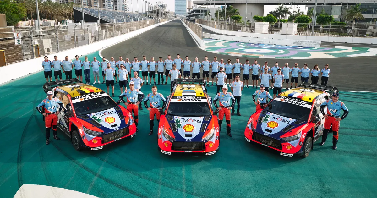 GALERII ⟩ Tänak ja Hyundai valmistuvad MM-hooaja viimaseks etapiks Saudi Araabias