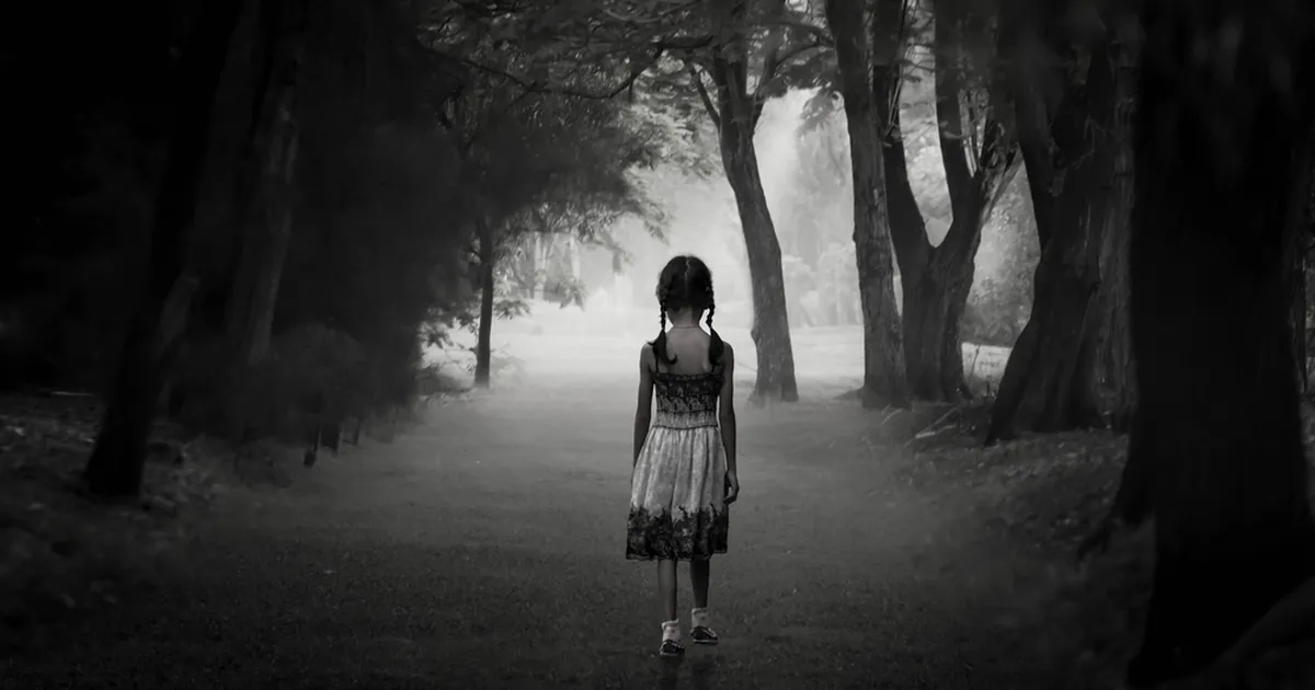 55 aastat tagasi kadus väike tüdruk. Miks kõnnib korduvalt süüd tunnistanud mõrvar siiani vabalt ringi?